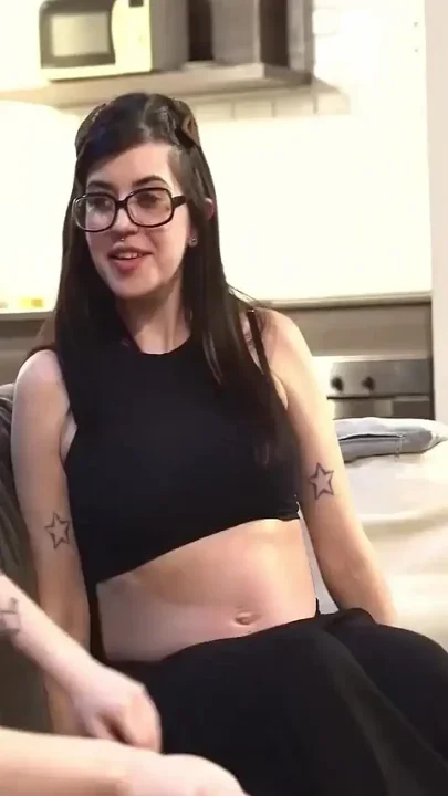 She's Pregnant and Very Hot