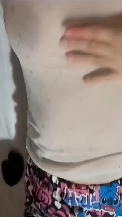 Curvy Beauty Rubs Her Pussy to Explosive Cum