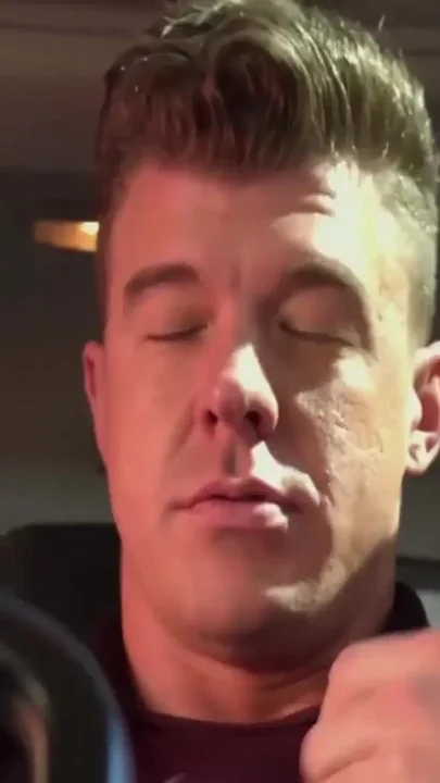 MASQULIN - JJ Knight facializes Andy Star in outdoor bareback