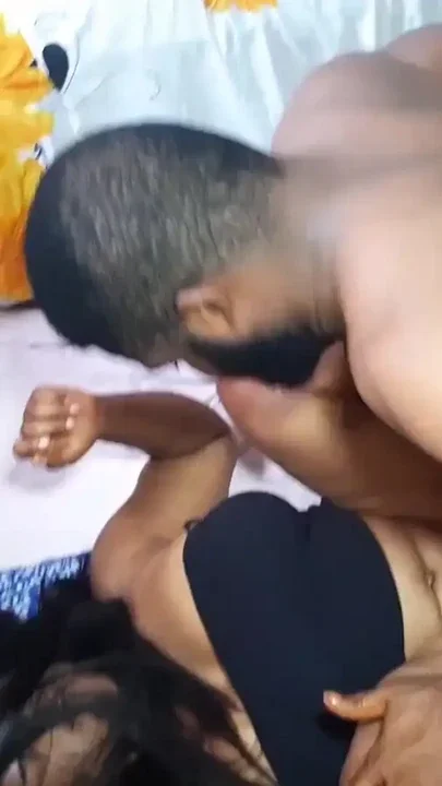 She Got It Hot On The Floor With Krissyjoh Clip 1