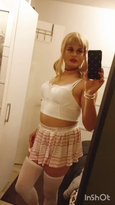 I can be your girlfriend slave