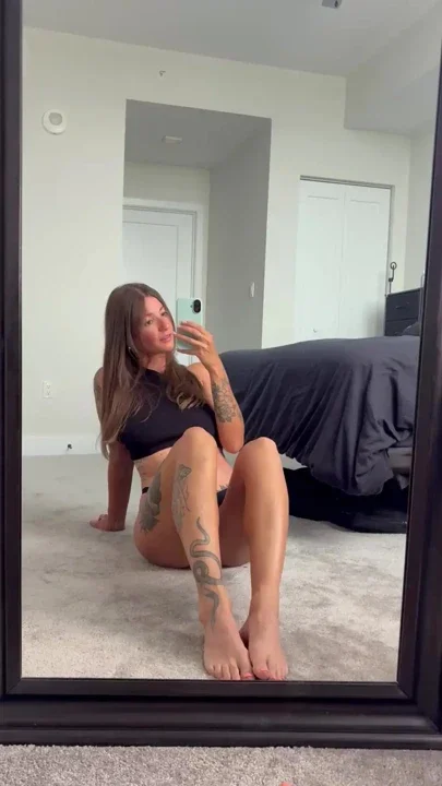 Come do the butterfly with me DM for special video on my private plateforme Link