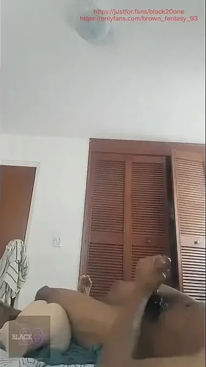 Ten Minutes of Cumshots