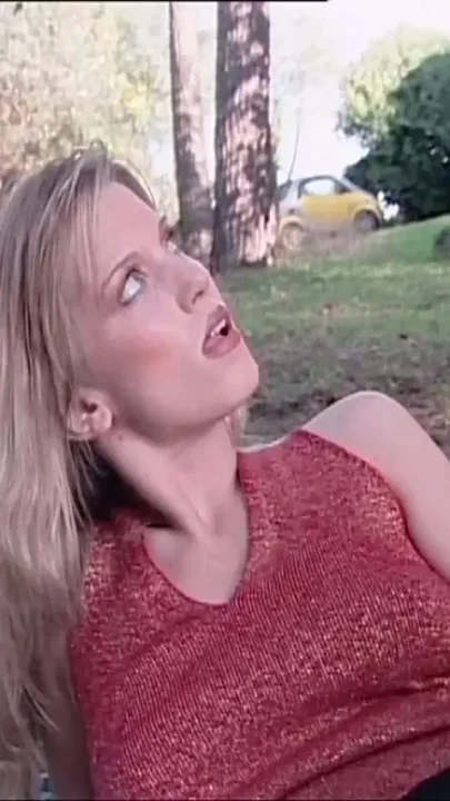 Outdoor Fuck with Beautiful MILF Cumshot in Mouth by a Big Cock