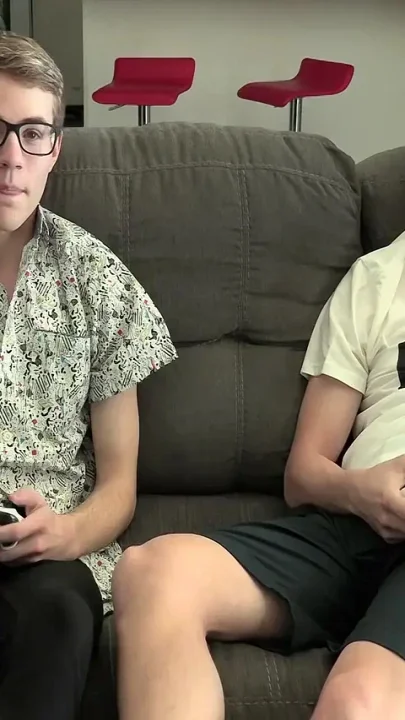 Gamer Boy Cum in His Hot Ass