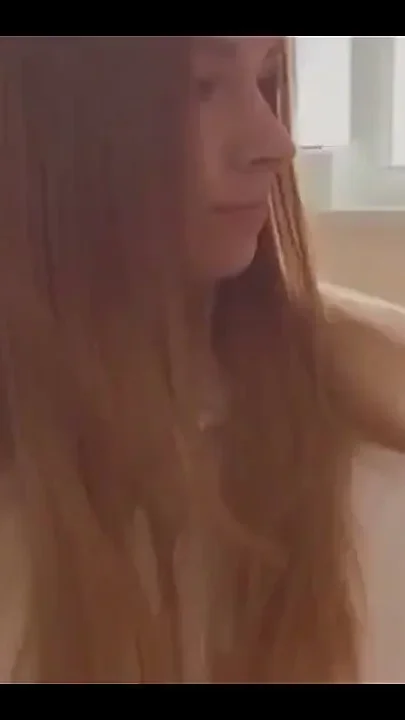 Sexy Girl Pyssy Fingering