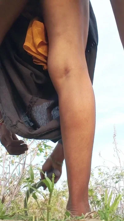 Hot bhabhi fuck with yellow saree desi doggy style sex video Clip 1