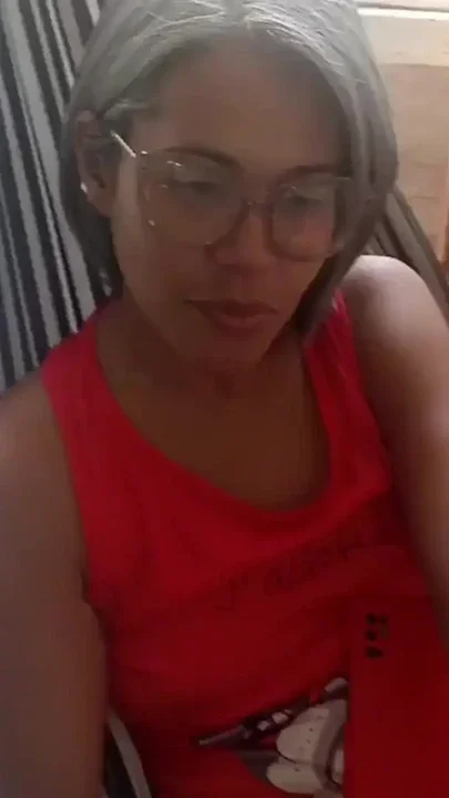 Come here so I can suck your cock really good Clip 1
