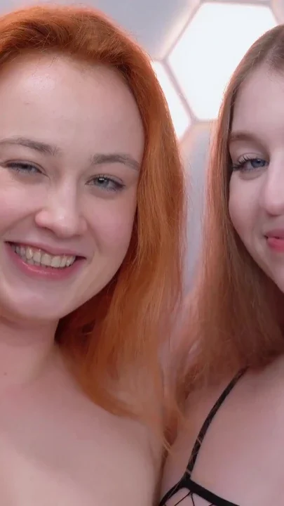 Two Girls Try to Chhinkni Powder and Laugh
