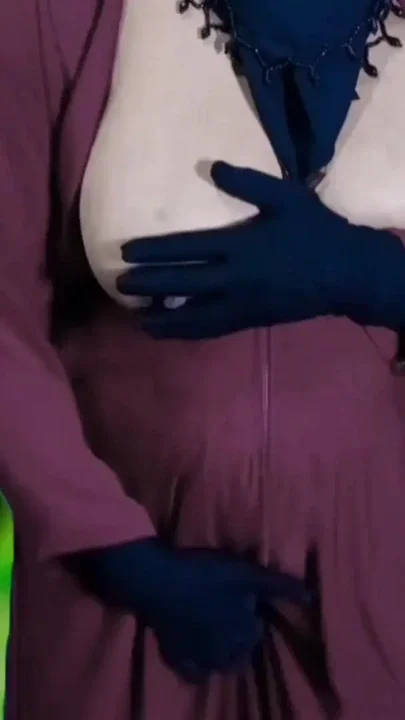Indian hijabi Muslim woman having sex at home Clip 1