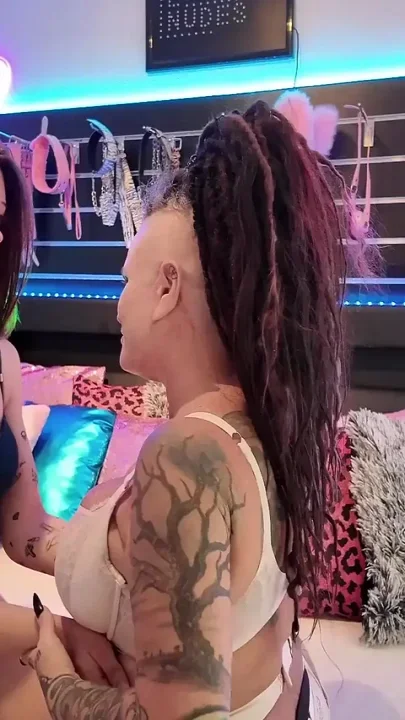 Trans Girl Pastell & Domina Dark