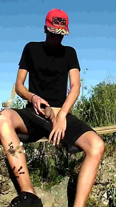 Pee From Soft to Hard Jerking - Huge Cock