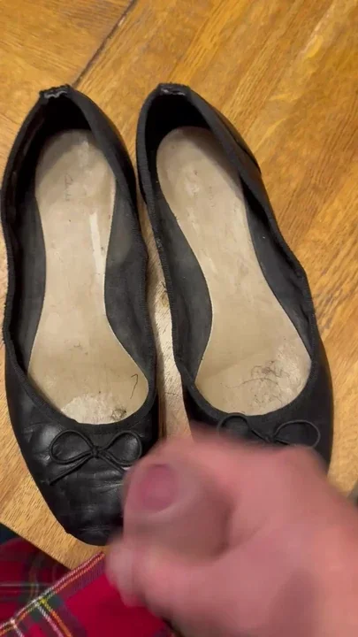 Cum in wifes well worn ballet flats