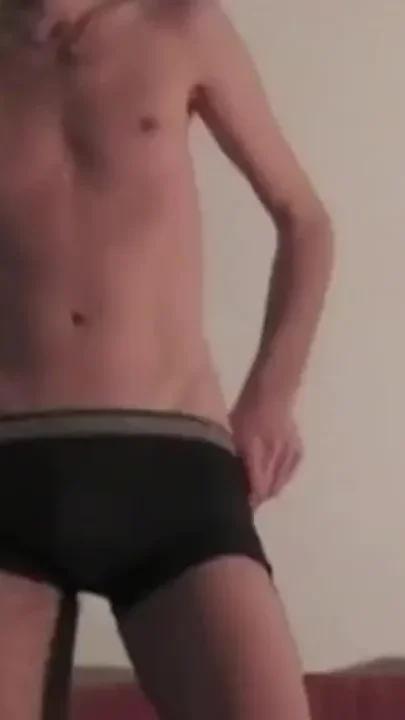 Diego fucked by the French twink Max for casting