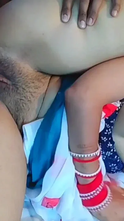 Bhabhi ko ladke ne new shadi Gift de kar choda Clip 1