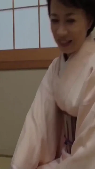 M615g04 Kimono Beautiful Mature Woman Makes Av Debut