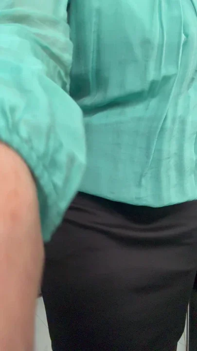 Mature stepmom teasing