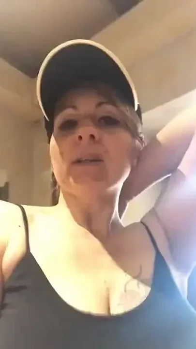 when my husband is not there I enjoy it like this free video many likes thanks