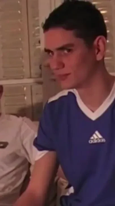Straight arab accept to fuck a dick