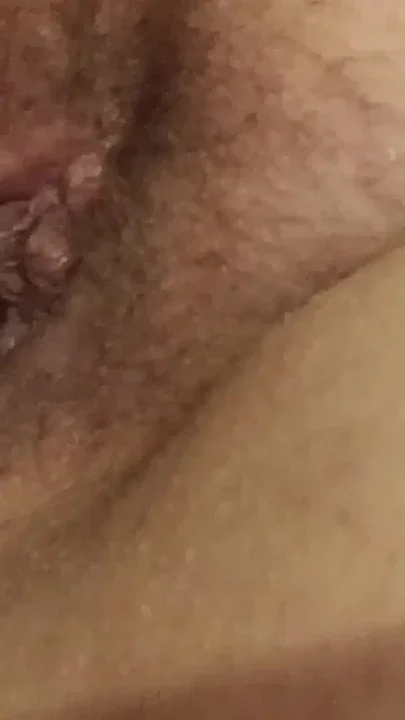 Fuck yourself who wants to help Big tits Clip 1
