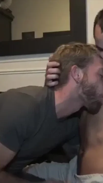 Max Lava fucked raw by the pornstar Gabriel Phenoix