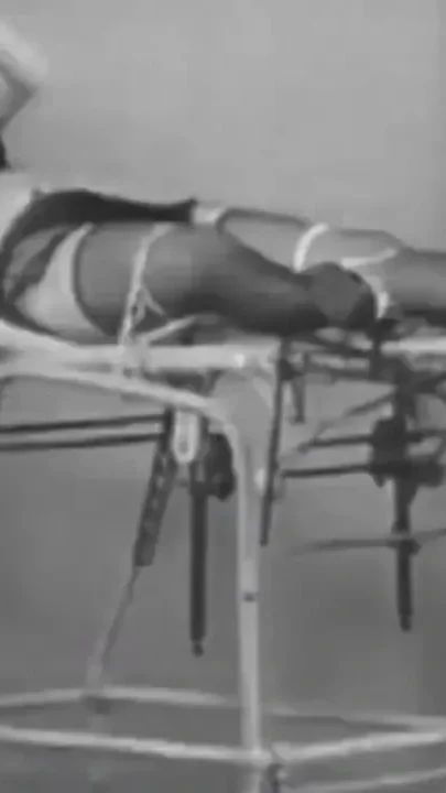 Incredibly sexy vintage brunette in heat
