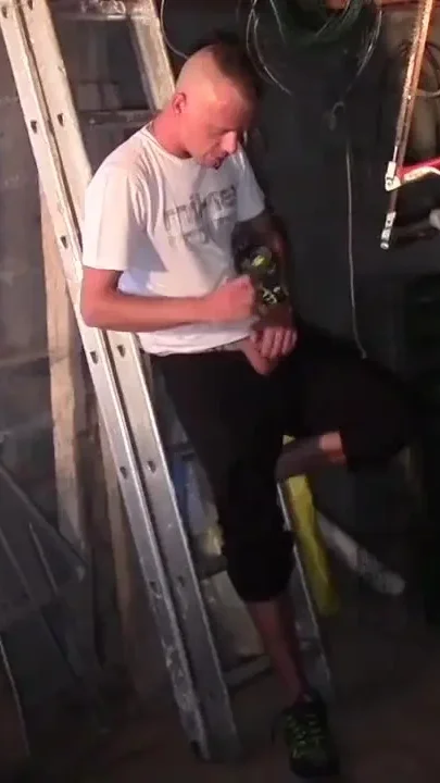 Leo submissed in sneakers by bad boy