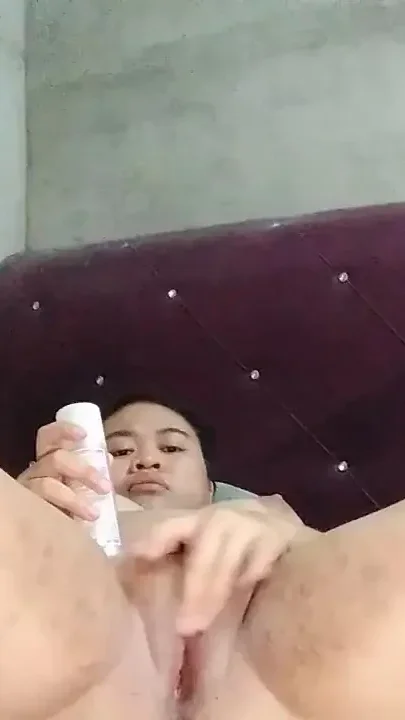 Rubbing Pussy with Bottle Will Be Nice if It Were a Cock
