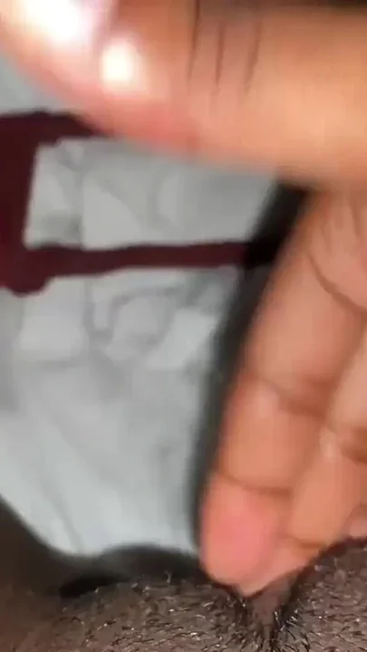 I RECORD MY NEIGHBOR SEEING EACH OTHER AFTER BREAKFAST Clip 2