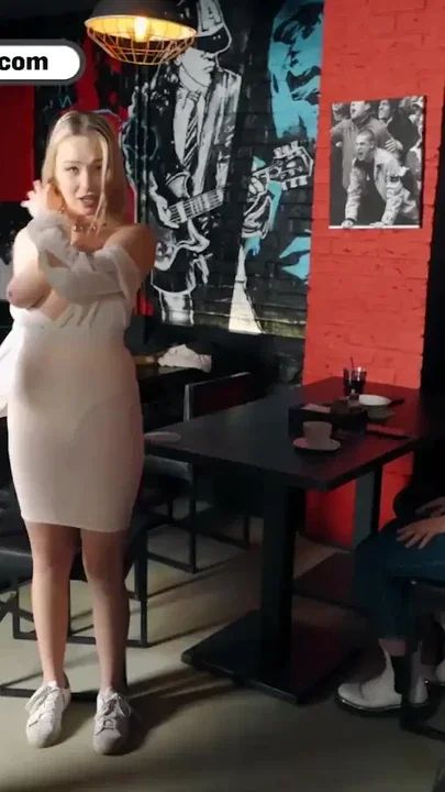 HUNT4K I'm not a dummie My pussy pays my bills Clip 1