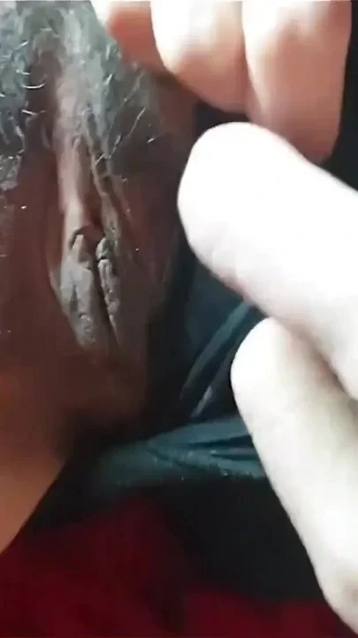 Sultty Girl Teaching Sex to Her Noob Friend Who Doesn't Know How to Fuck
