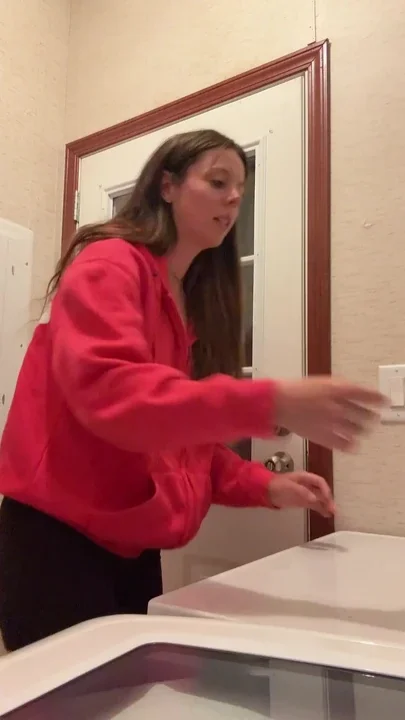 Using My Laundry Machine to Cum Hard