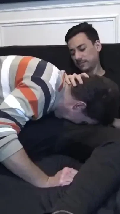 French slut David Valentin used raw by top xxl cock