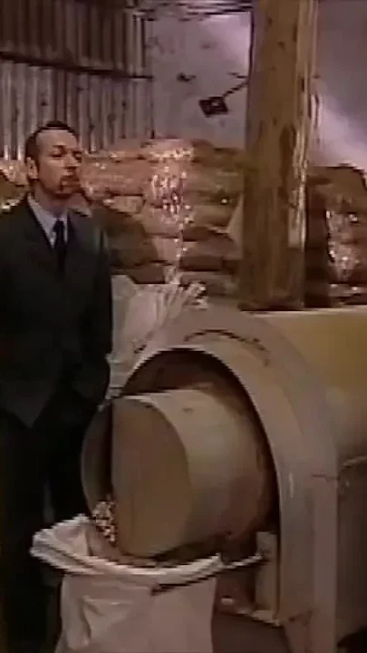 Fuck in the Warehouse with 2 Slutty Workers