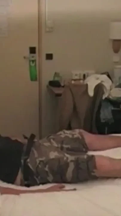 Bisexuel gang bang in room hotel with bi and straight