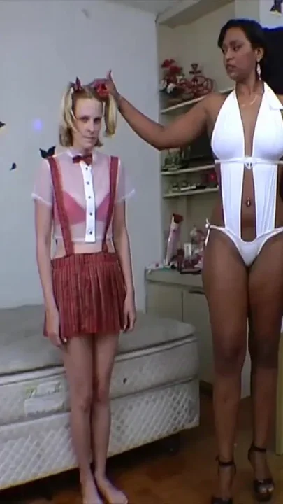 Piss Giantess Girl Vs Small and Skinny Babe - Swallow All My Pee