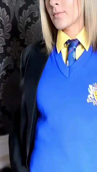Naomi K Tease Featuring Naomi K