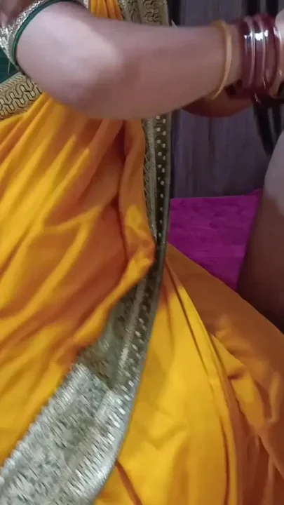 Sexy hot bhabhi fucked when she was alone at home