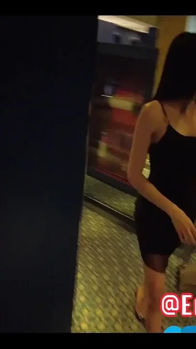 Ladyboy Alice Gets Her Tight Ass Opened up