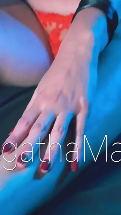Do You Feel Addicted to My Feet