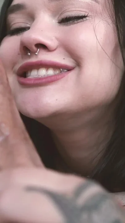 Your alternate girlfriend will suck your soul out Clip 1
