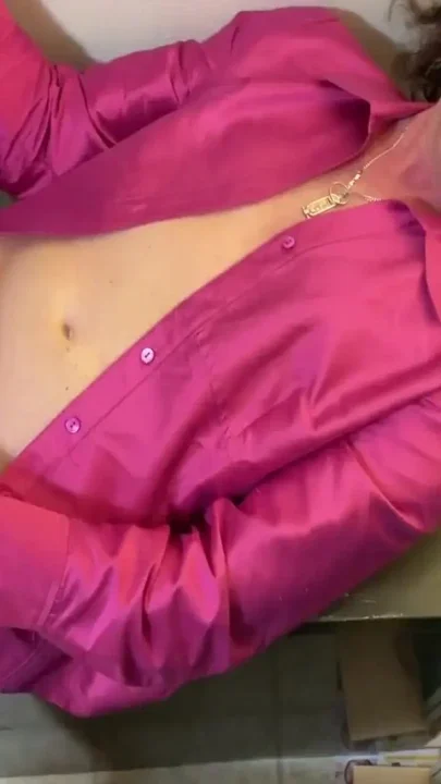 Office slut Khawal strokes cock in file room