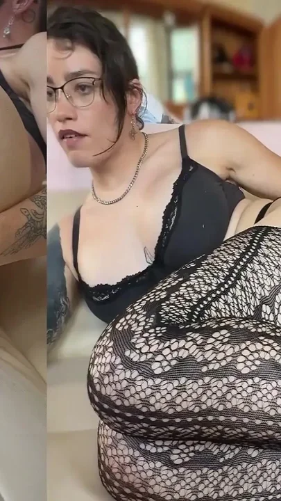 Lena Vesper Fists Her Prolapsing Pussy