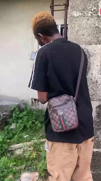 Link Video of My Colleague Having Sex Behind the Office Building