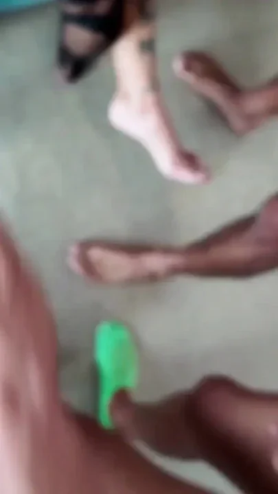 Between 3 we bow to the Brunette goodie Clip 1