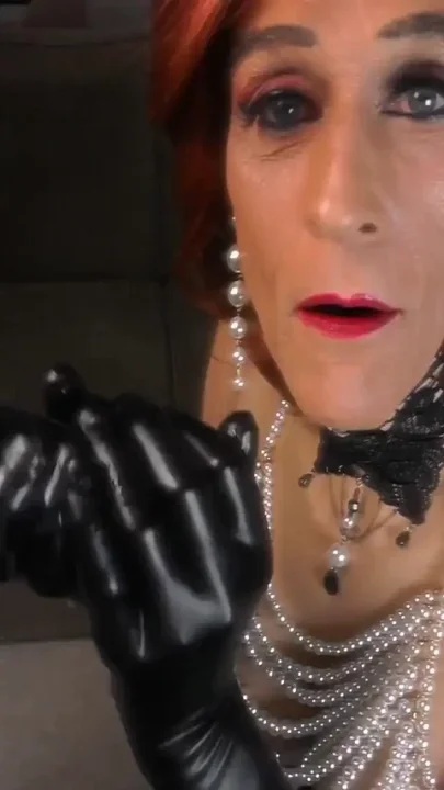 40-the Secretary Is Back for More Is She the Most Cock- & Cum-hungry - Beingboth
