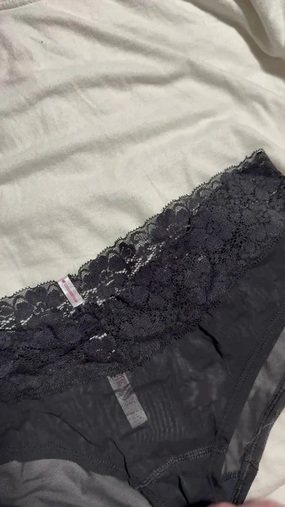 Cum on wifes panties 5