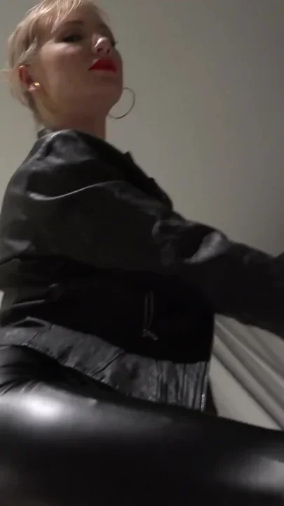 589 turn on from my leather clothes