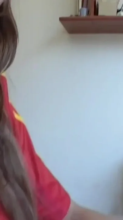 Karyna Karyna Hot Babe From Argentina with Huge Boobs Playing with Sex Toys