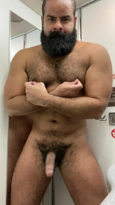 Musclebear horny on Airplane Clip 1